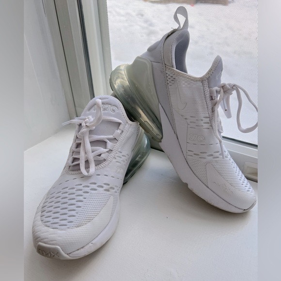 Nike Shoes - Nike Air270 Snow White size women’s  6.5